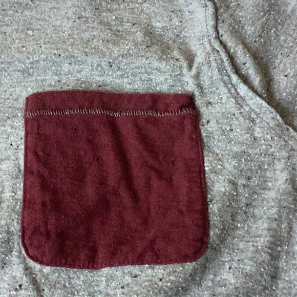 T-shirt - Picture 3 of 4